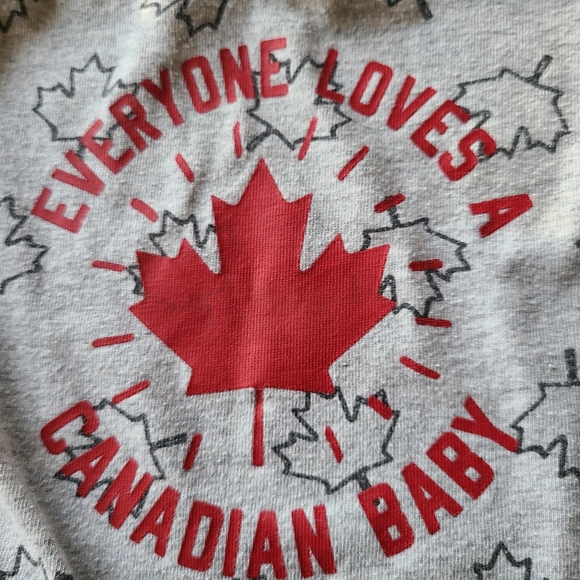 Grey maple leaf print sleeveless footless romper - Picture 4 of 5